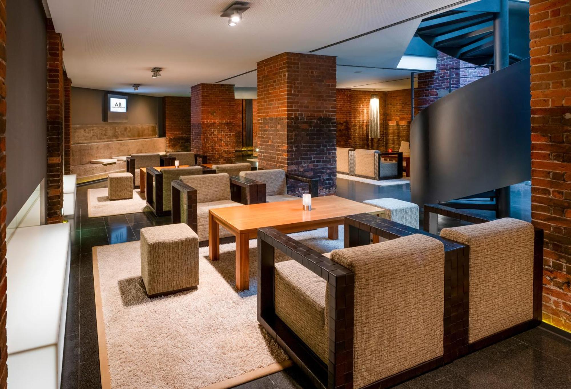 Hotel Mövenpick 4*
